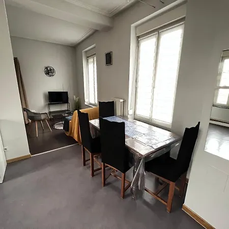 Apartment Mon Spacieux Parking Un-sejour-a-part *